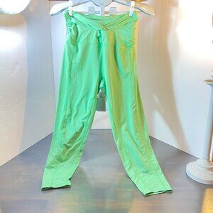 FP Movement Green Crossover Waist Leggings – Size Medium